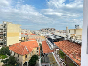 Surrounded View